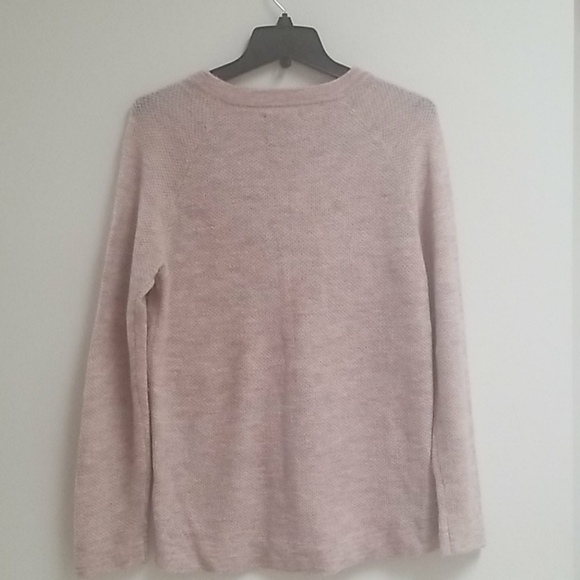 Abercrombie & Fitch Pink Sweater! - Picture 4 of 7